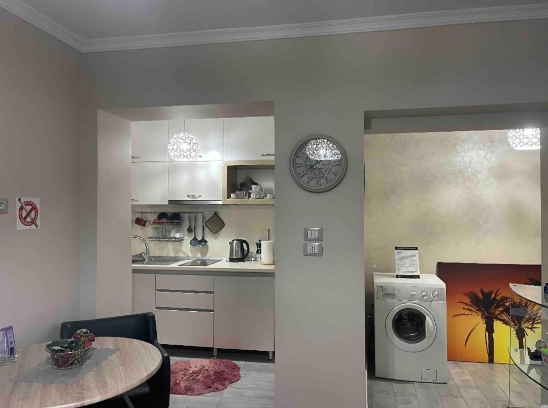 Warm Apartment In The Center Of Tirana City Экстерьер фото